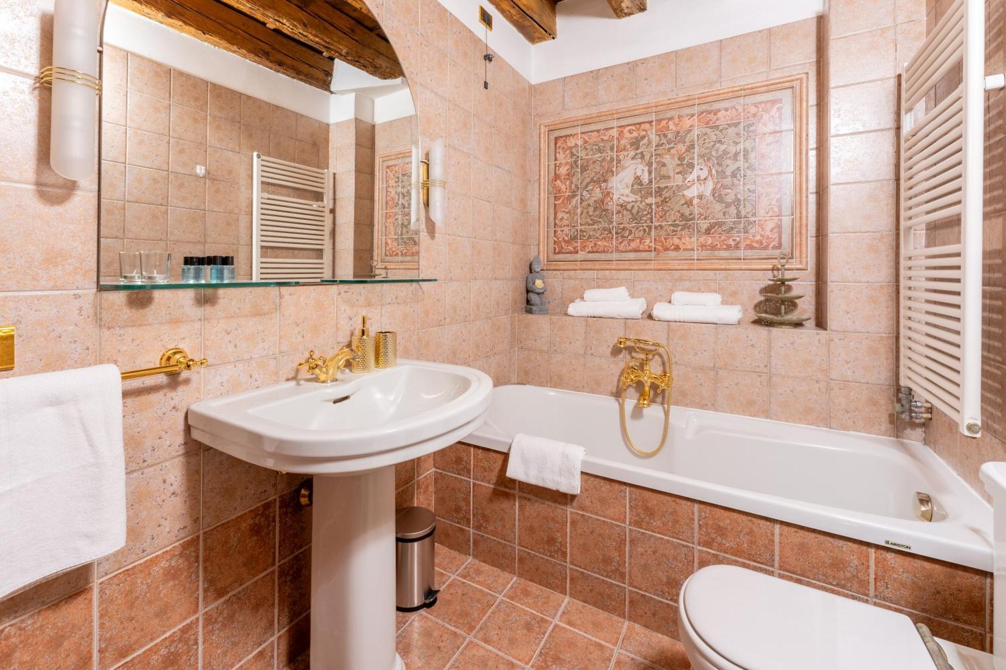 Sgarzerie Luxury Flat 2 Rooms 120Mq Verona Ngoại thất bức ảnh